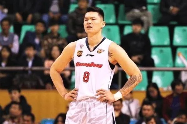 广东宏远男篮是CBA的霸主，下赛季辽宁或者新疆能战胜广东夺得冠军么？