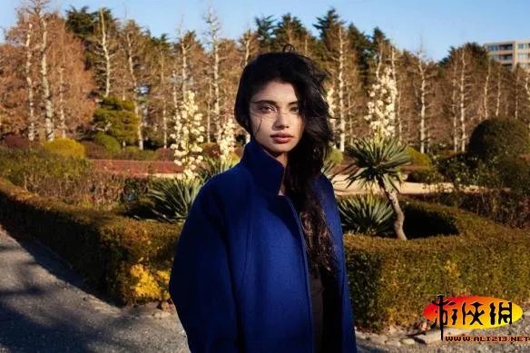 世界美女地图:罗马尼亚29岁女子穷游37国专拍正妹