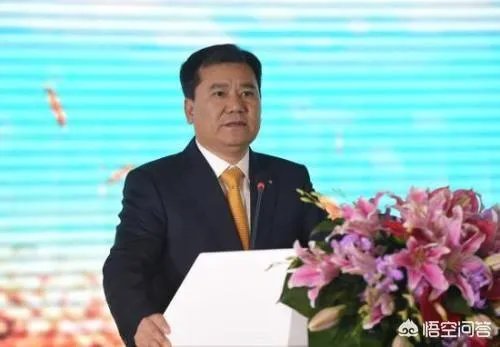 苏宁客场1-1战平申花全身而退,你觉得哪支队伍发挥的更加出色?