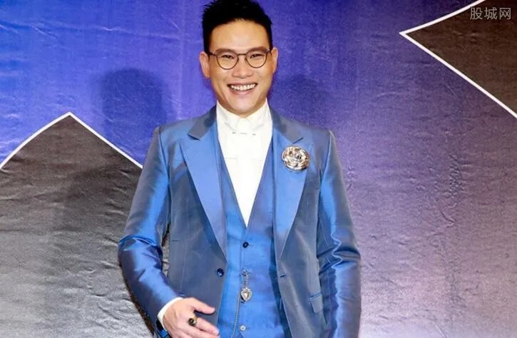 苏永康被曝购房产 香港天价房价令人震惊