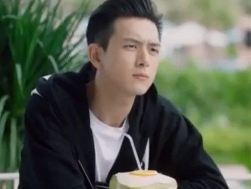 亲爱的热爱的剧照高清图片