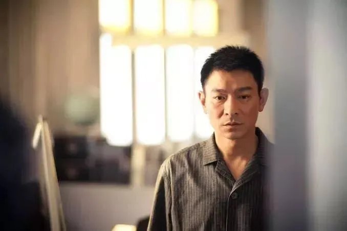 刘德华,活该你红37年!