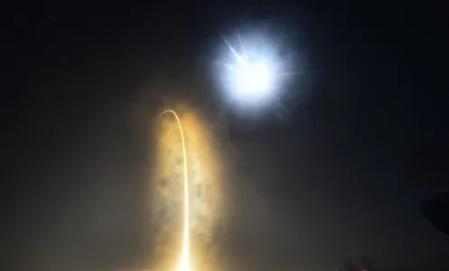 美猎鹰9一箭十星回收成功了吗？