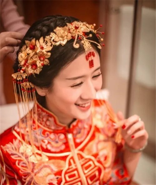 复古新娘妆图片赏析  怎么画复古新娘妆更好看