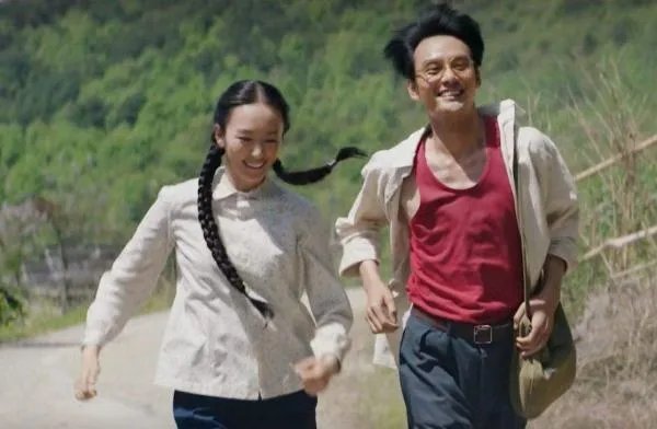 为什么说童谣和章子怡很像?