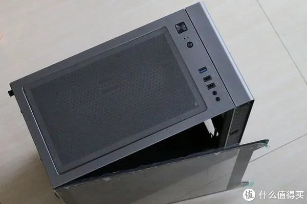防尘机箱测评
