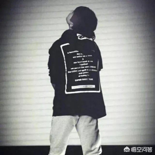 如何评价“易烊千玺结束中戏复试离开考场遭疯狂围堵”？