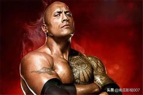巨石强森、罗曼·雷恩斯的纹身都有什么来头?为什么他们的纹身很像?