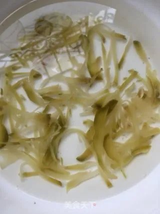“榨菜”榨菜肉丝面