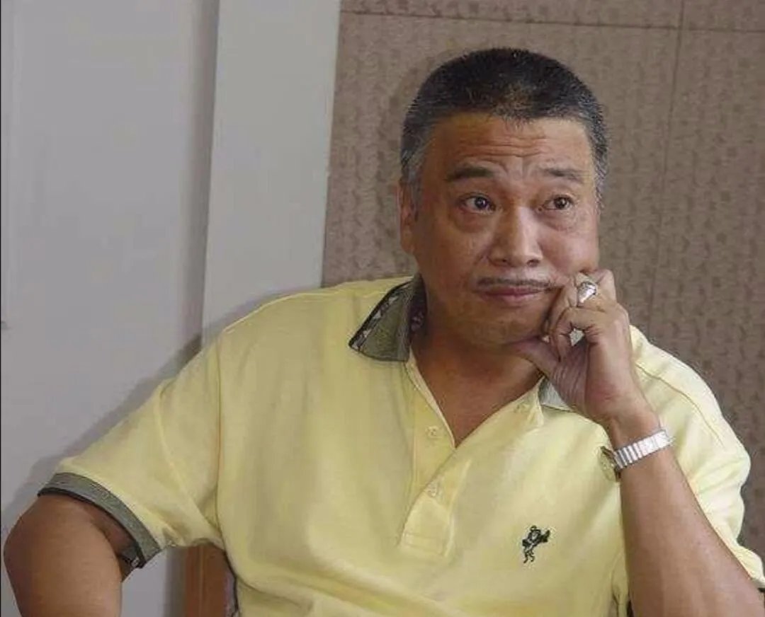 吴孟达曾带一麻袋现金到汶川救助,你怎么看待吴孟达生前的为人?