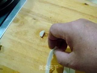老北京传统小吃“炒疙瘩”