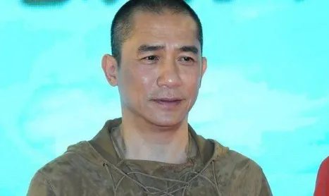 梁朝伟有多爱刘嘉玲?刘嘉玲婚前与郭台铭关系暧昧,他7字回应,是什么?