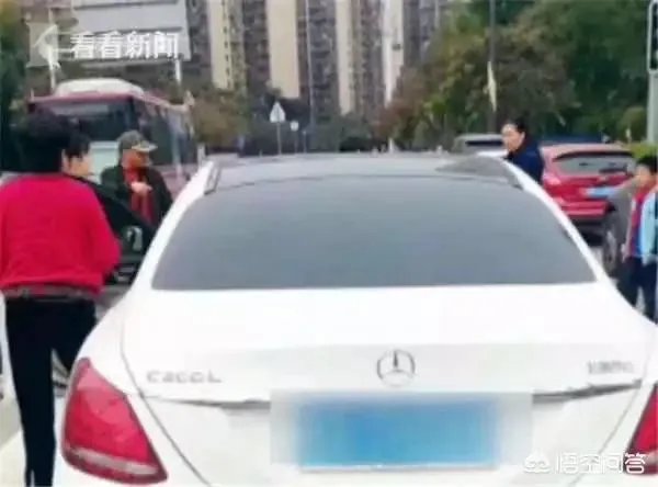 女司机把8岁孩子撞飞，询问后逃离现场称“看他没受伤”，你怎么看？