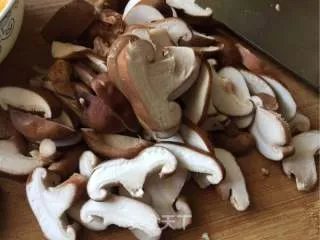 香菇炒鸡蛋