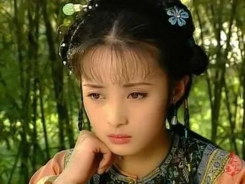 蒋勤勤孙俪是同父异母,俩人真实关系浮出水面,你觉得像吗?