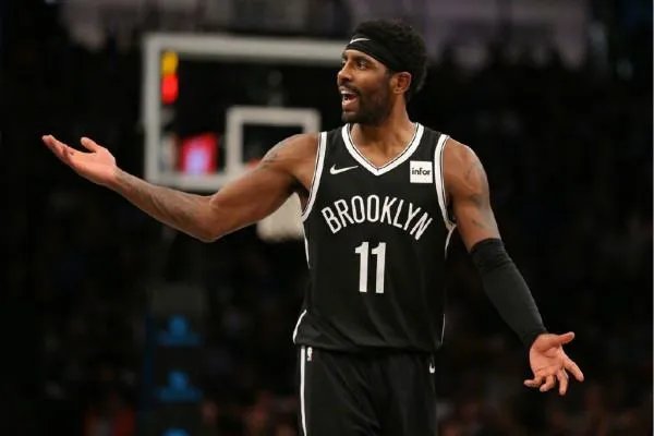 引发NBA多支球队罢赛的布雷克到底遇到了什么事