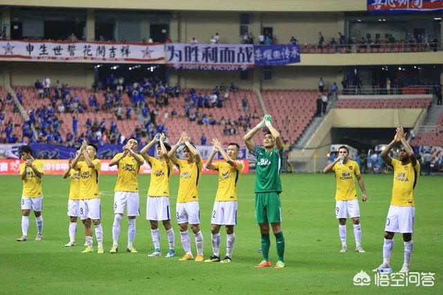 苏宁客场1-1战平申花全身而退,你觉得哪支队伍发挥的更加出色?