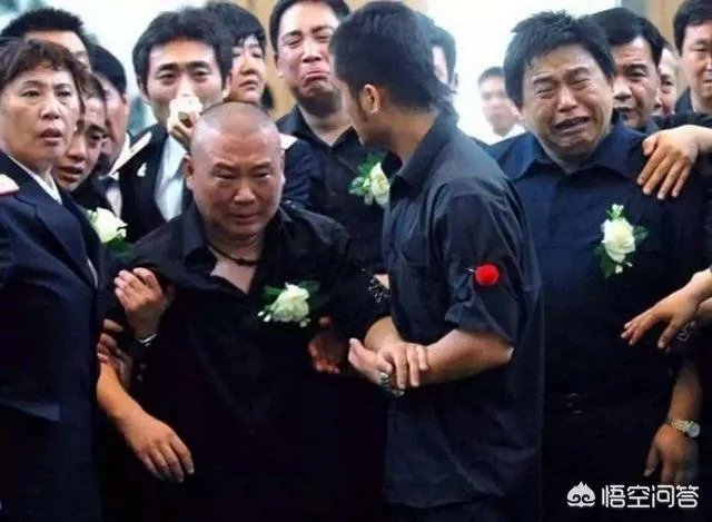 郭德纲连续十二年发文缅怀侯耀文