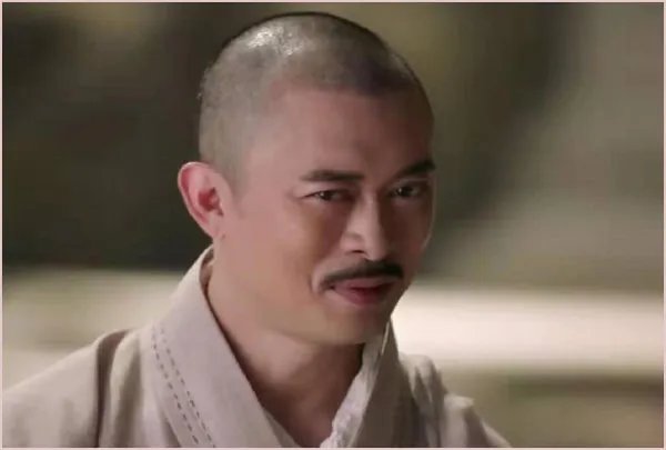 成昆坏事做绝,空见为何不清理门户反倒劝架?