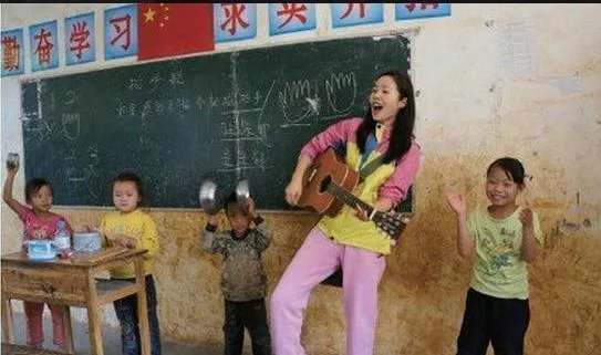 有没有人跟我一样觉得江一燕很漂亮的?