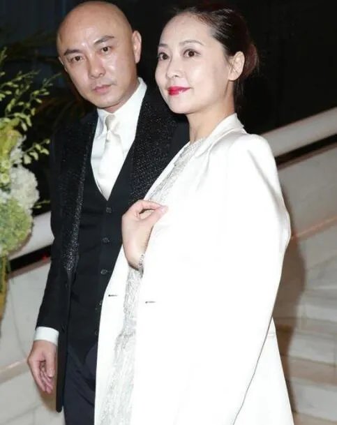 张卫健老婆张茜个人资料：张卫健老婆为什么不能生