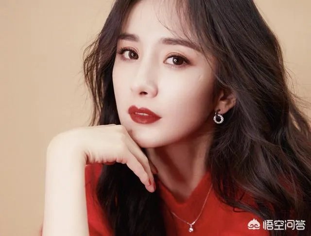 你如何看待杨幂、王鸥“携手”被热搜的现象?
