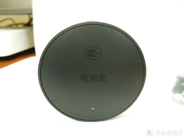 可能是不会过时的盒子:爱奇艺 电视果3 开箱试用
