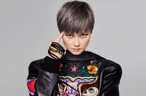 至今没嫁出去的4位女星,李宇春算一个,可能不会结婚的是谁呢?