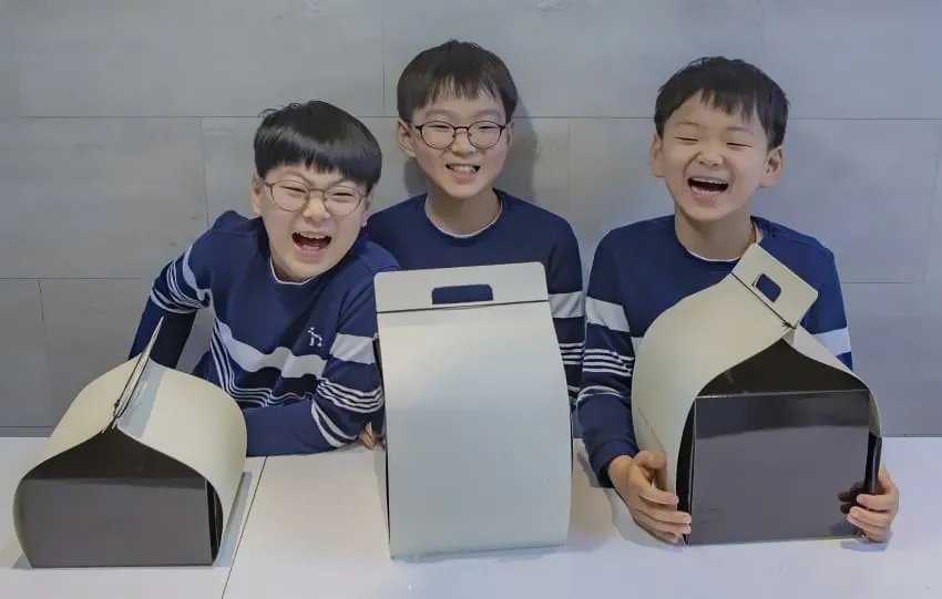 宋家三胞胎9岁生日合照,照片内容都呈现了什么信息?