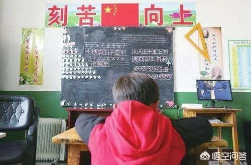 8岁儿子给警察老爸发红包：我用压岁钱，买爸爸一天的陪伴，家庭和工作的时间矛盾如何解决？