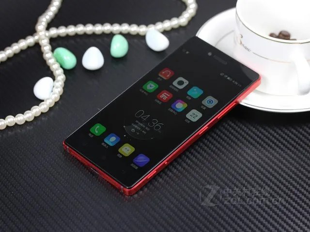 范冰冰代言 联想Vibe Shot新品促销中