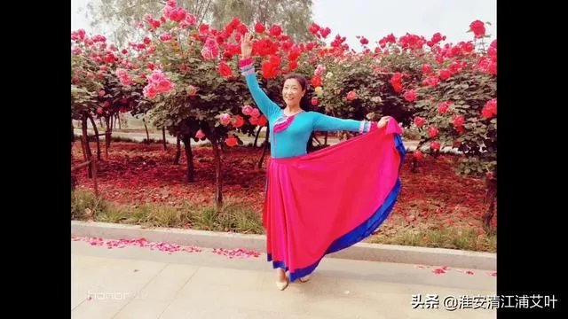 您是怎样喜欢上广场舞的,有没有一次偶然的原因呢?