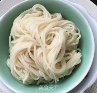“榨菜”榨菜肉丝面