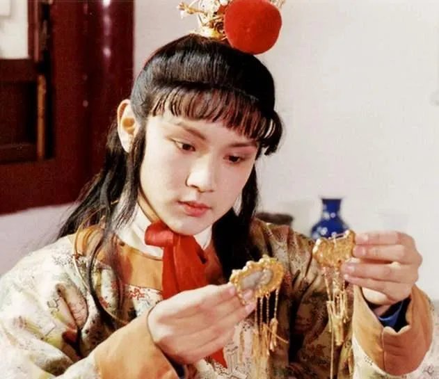 明星拍戏会遭遇哪些出人意料的奇葩事?