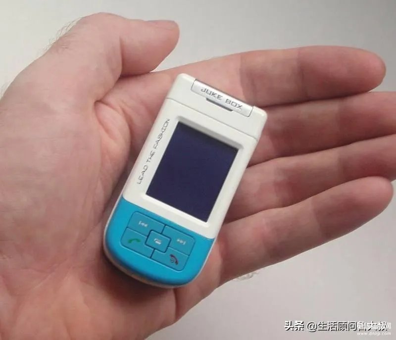 最小手机新款2013(十款最小的手机,超迷你)