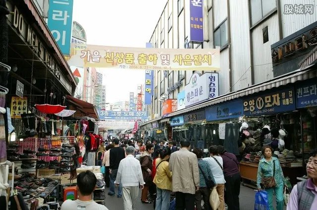 韩国首都圈聚集性感染频发 最新疫情消息令人担忧