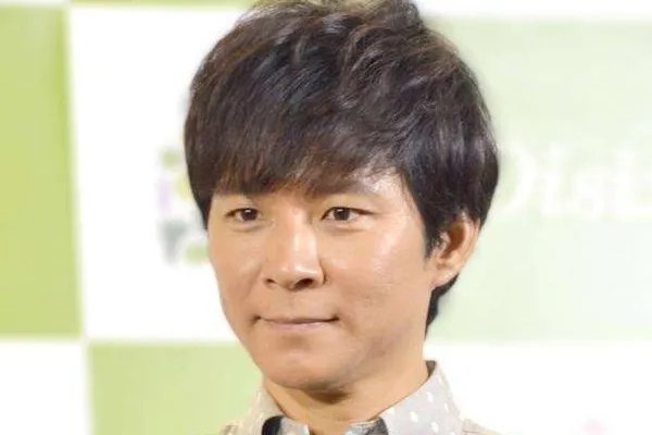 佐佐木希拒绝离婚,为什么她身边很多人劝她离婚?