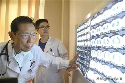 为什么中国要设定八月十九日为中国医师节?