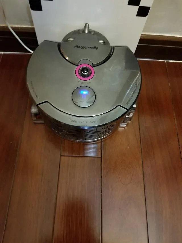 戴森扫地机器人这么贵,真的能吸很干净么?