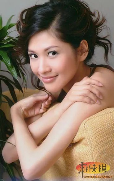 林更新甩女友恋周冬雨 盘点不厚道玩劈腿明星
