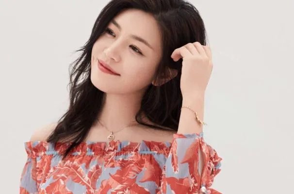陈妍希的个人资料(简介,身高,年龄,三围,图片)