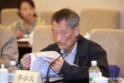 上课布鞋、二郎腿被称当代“扫地僧”的人是谁?