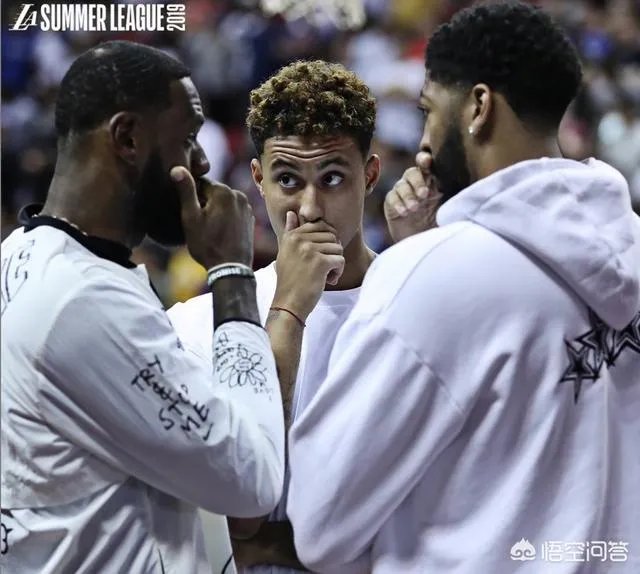 浓眉新赛季将不准穿23号球衣！NBA金主赞助商发力，詹姆斯收回让号承诺，你怎么看？