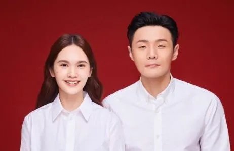 李荣浩否认出轨吉克隽逸而离婚,他是否会追究造谣者的责任?