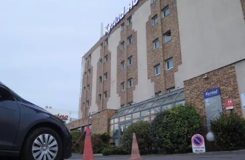 中国游客巴黎被抢了吗?