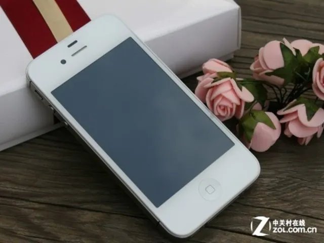 iPhone4S打折促销 苹果6价格还是太高