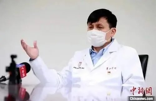 张文宏：疫情在今夏结束基本已经不可能，跨年风险或越来越大