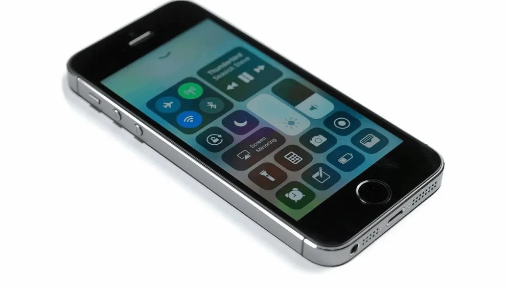 可以追溯到iPhone 5s!苹果提供了一些较旧的iPhone操作系统更新