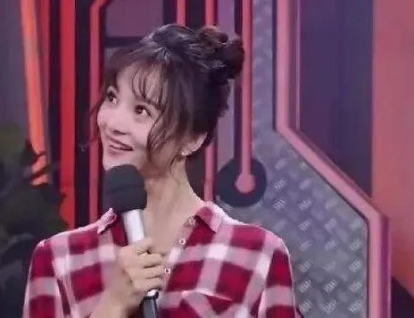 春晚王琪演唱托托可海牧羊人伴舞是谁