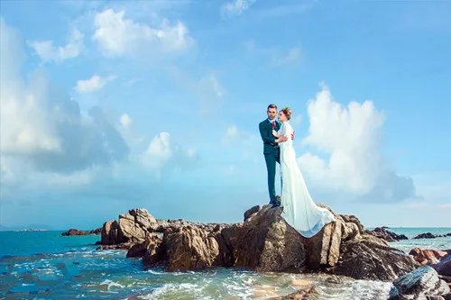 大连海景婚纱照拍摄攻略 海景婚纱照怎么选婚纱